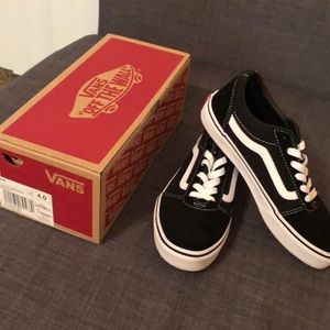 Vans Ward Sneakers (Youth size 4) EUC